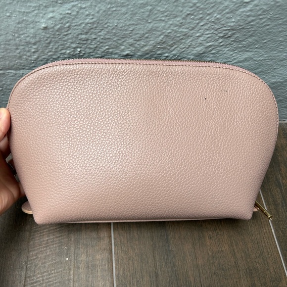 Cuyana Travel Case set - Picture 4 of 8